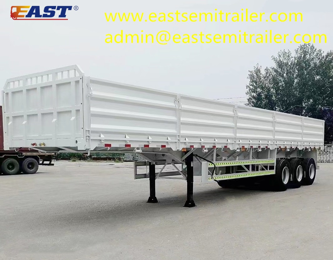 Semi-trailer for transporting grain and bulk goods