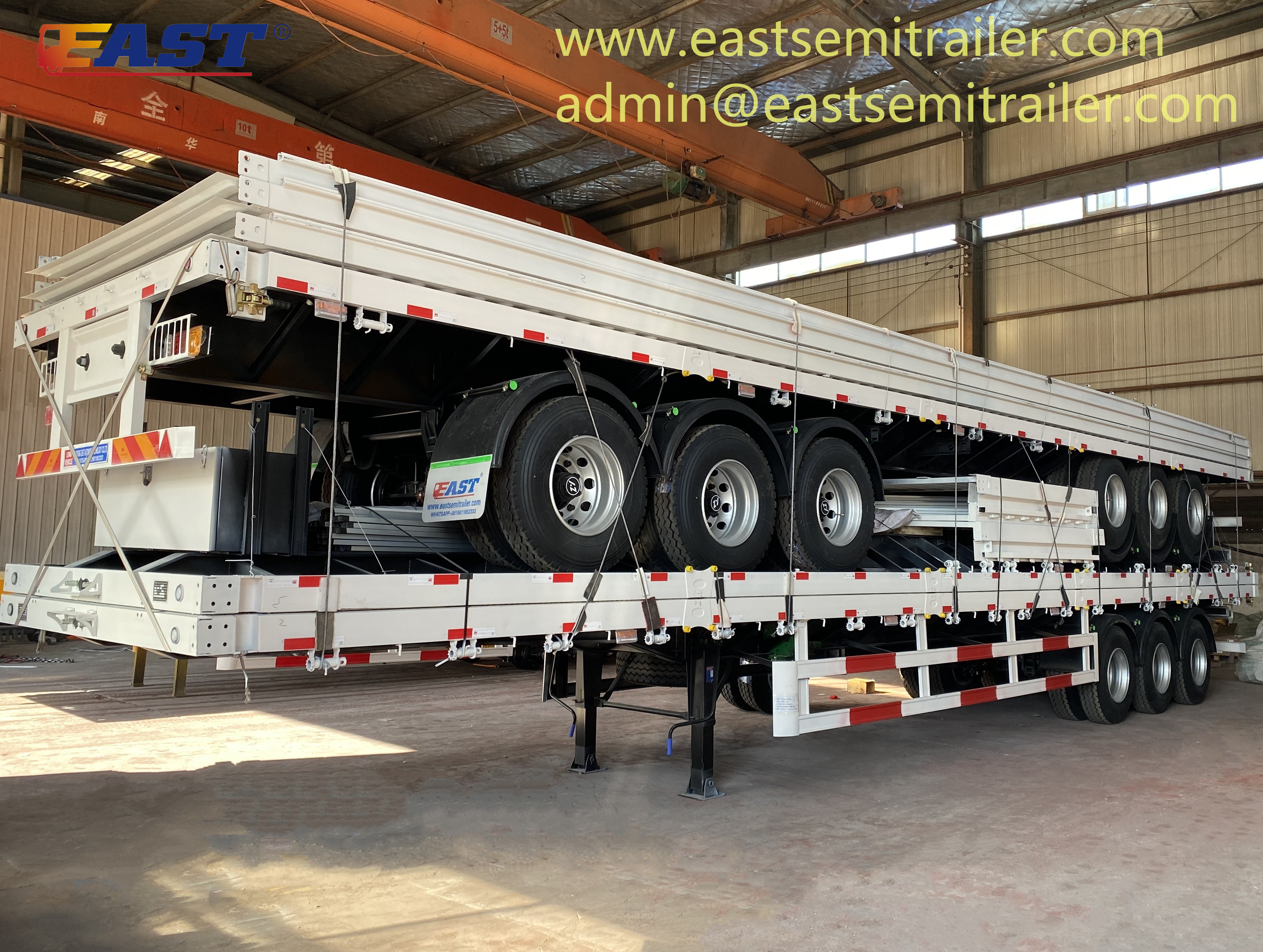 Side curtain semi-trailer ready for delivery