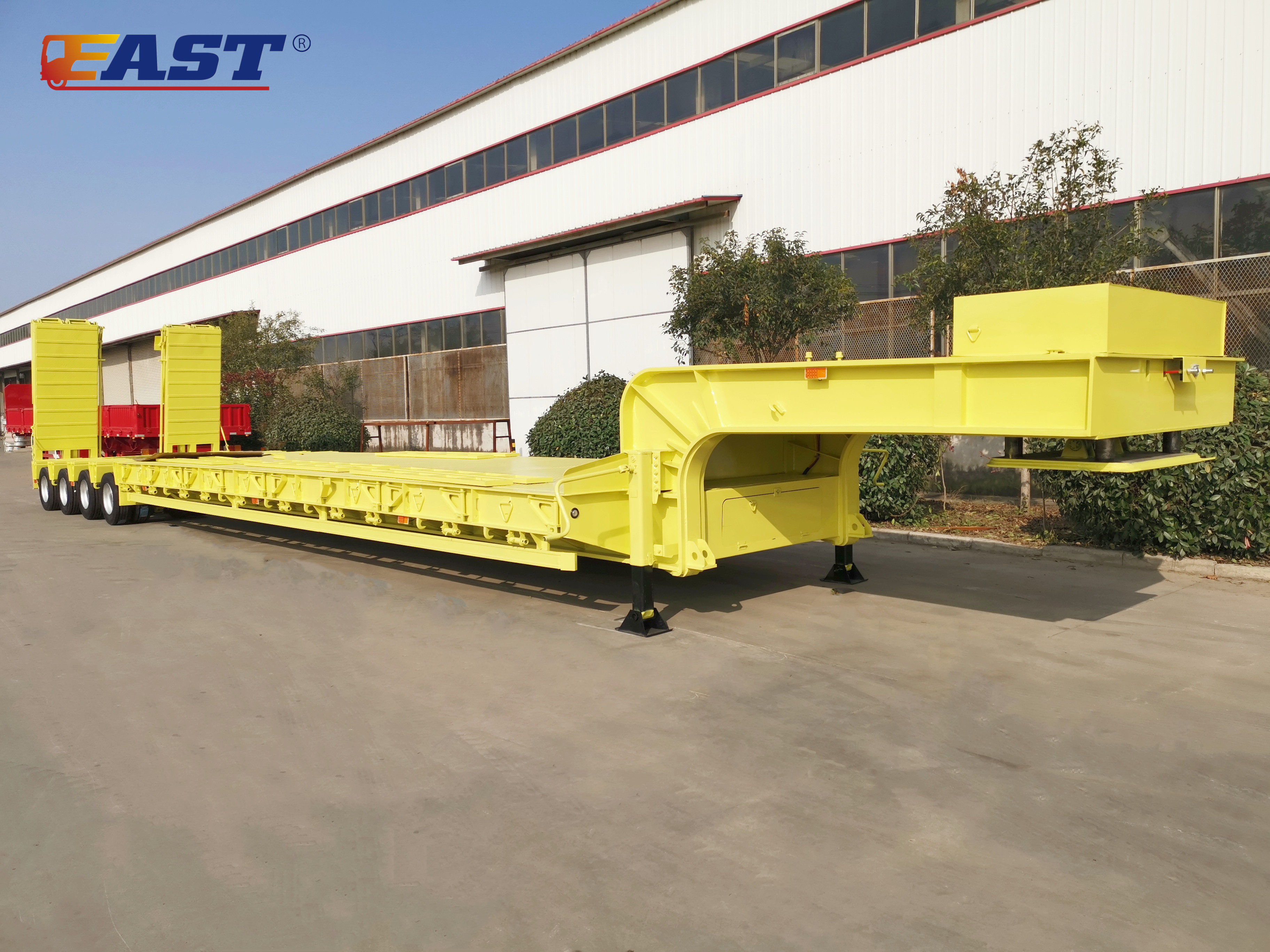 4 lines 120 Ton low load trailer