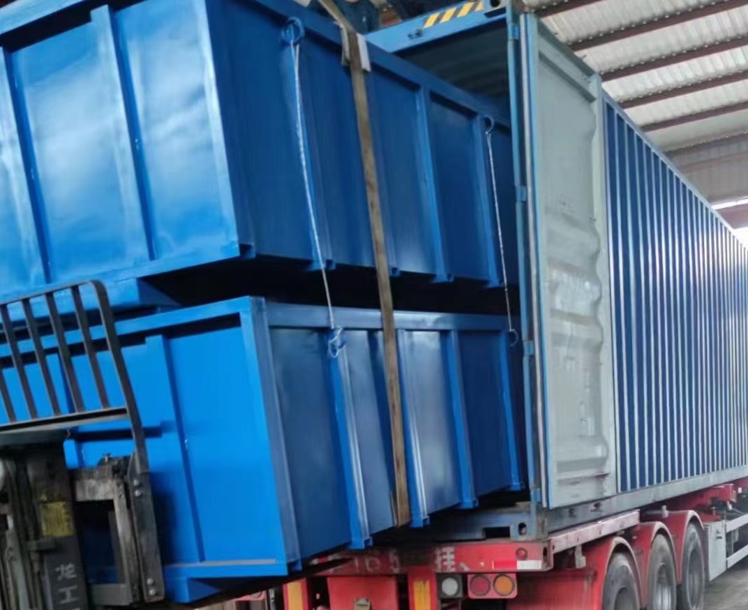 SHIPMENT OF FENCE SEMI-TRAILER